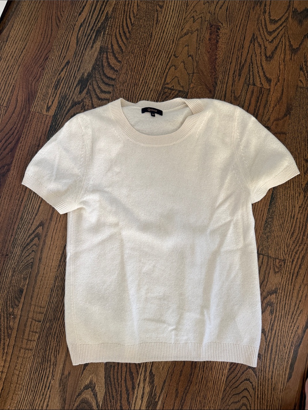 Quince Cream Short-Sleeve Cashmere Knit Top medium
